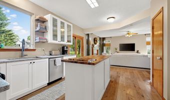 6758 Loretta Ct, Avon, IN 46123