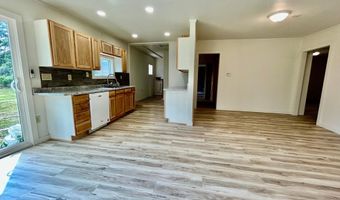 9224 MAIN St N, Argonne, WI 54511