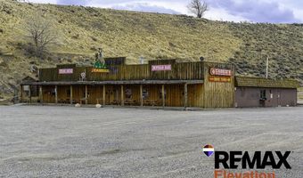 214 Yellowstone Ave, Cody, WY 82414