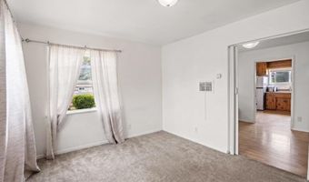 402-4 Santa Barbara St, Oceanside, CA 92058