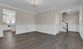 1 Potters Ct, Bayville, NJ 08721