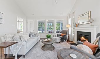 10472 Meyers Park Dr, Ashland, VA 23005