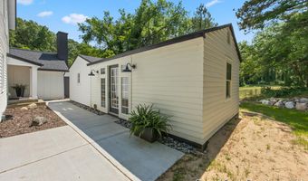 101 Carl Dr NE, Ada, MI 49301