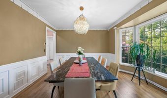 301 BERKLEY Ave, Belle Mead, NJ 08502