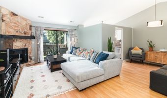 1650 Partridge Ln 4, Arlington Heights, IL 60004