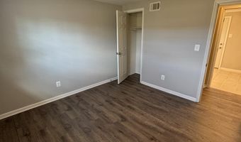 8001 HAMMOND St, Alexandria, VA 22309