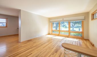 106 W Cedar St, Arlington Heights, IL 60005