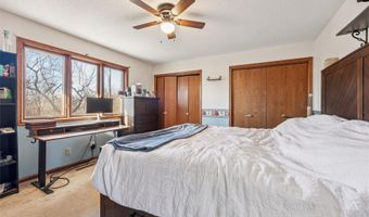 5301 Valley Rd, Ames, IA 50014