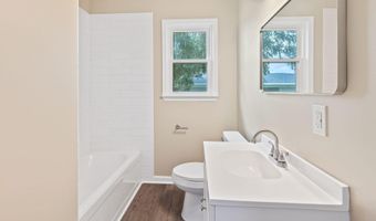610 Decker St, Jennings, LA 70546