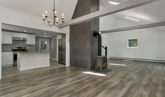 218 Main St, Alton, NH 03809