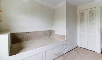 222 Second St, East Providence, RI 02865