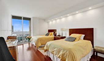 19355 Turnberry Way 26E, Aventura, FL 33180