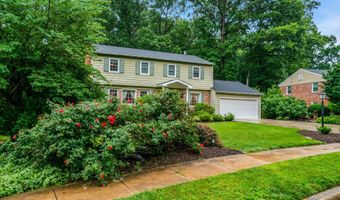 8304 FIVE GATES Rd, Annandale, VA 22003