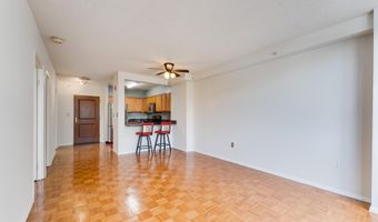 7111 WOODMONT Ave 608, Bethesda, MD 20815