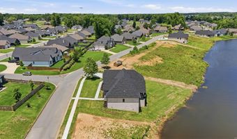 7612 S Shoreline Blvd, Benton, AR 72019