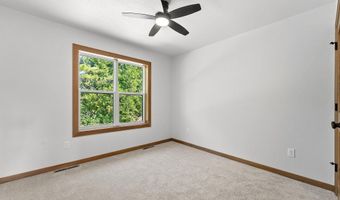 413 CARRIE LYNN Ave, Algoma, WI 54201
