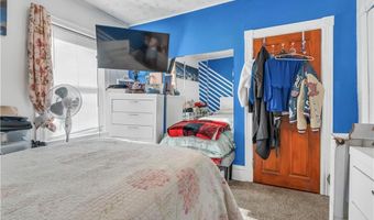 584 Lonsdale Ave, Central Falls, RI 02863