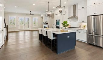 355 Chiswick Cir, Alpharetta, GA 30009