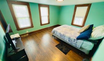 46 Berry St, Andover, NJ 07801