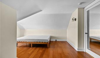 18 Rhode Island Ave 3, Newport, RI 02840