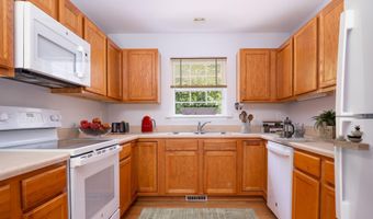 8520 Seineview Ln, Bahama, NC 27503