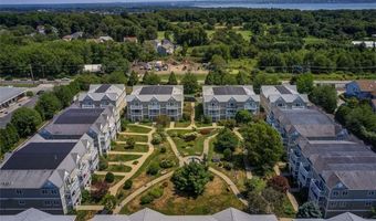 673 Metacom Ave 50, Bristol, RI 02809