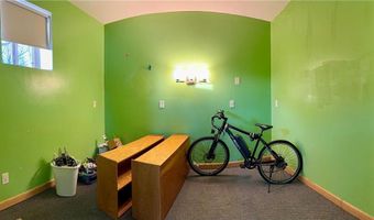 2328 N Hillcrest Pkwy, Altoona, WI 54720