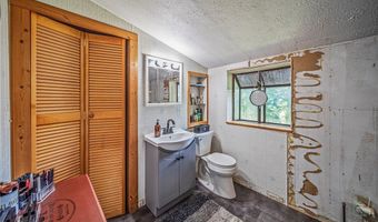 602 E River View Dr, Austinburg, OH 44010