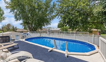 800 Scenic View Blvd, Altoona, IA 50009