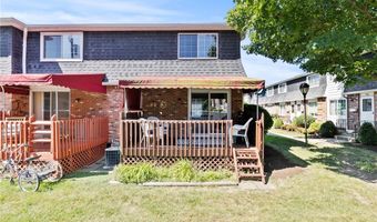 150 S Union Rd 132, Amherst, NY 14221