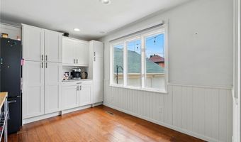 205 S Ford St, Anamosa, IA 52205