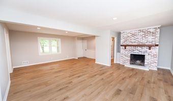 2031 Evergreen Dr, Boiling Springs, SC 29316