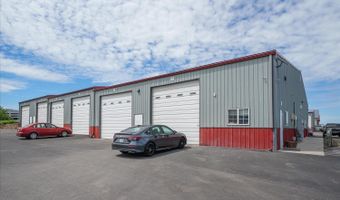 10915 W Fast Lane Rd, Airway Heights, WA 99001