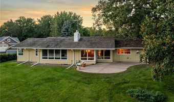1102 Benton St, Anoka, MN 55303