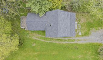 7 John St, Belfast, ME 04915