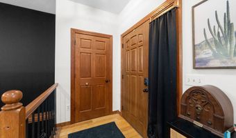 305 S Spring Pl, Brandon, SD 57005