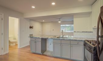 5210 MARIS Ave, Alexandria, VA 22304