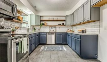 3609 Dana Dr, Bartlesville, OK 74006