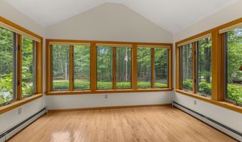 168 Deer Ridge Dr, Barrington, NH 03825