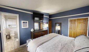 39 Valley Dr, Casper, WY 82604