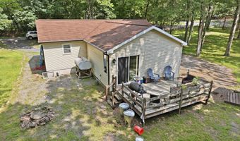 12 Highpoint Dr, Albrightsville, PA 18210
