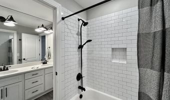 1091 Green Rd, Ann Arbor, MI 48105