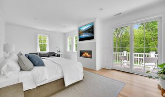 16 Lia Fail Way, Cos Cob, CT 06807