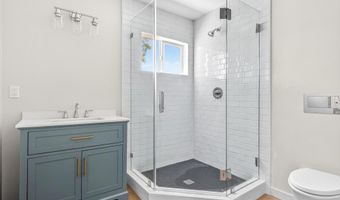 24185 Wildwood Glen Ln, Alpine, CA 91901