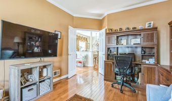 14 Hot Springs Ter, Barnegat, NJ 08005