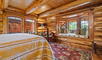 56648 Lunar Dr, Bend, OR 97707
