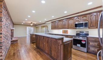 1005 N Old Highway 71, Adrian, MO 64720