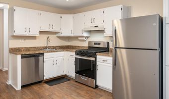 216 S WASHINGTON St, Baltimore, MD 21231