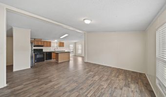 521 Rio Grande Dr, Adrian, MI 49221