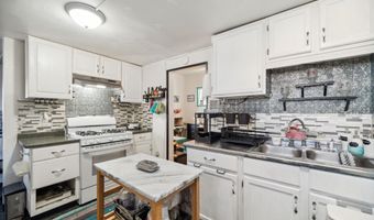 922 W 21ST St, Cheyenne, WY 82001